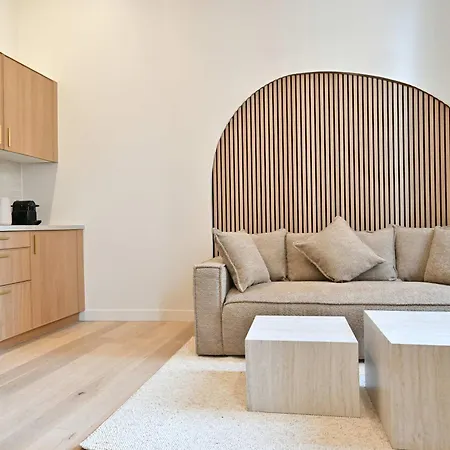 Superb Center Of Le Marais * Parigi